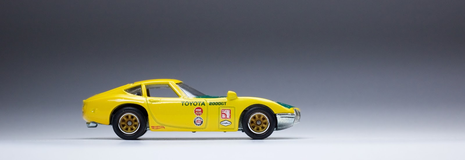 Hot Wheels Langka 2016 Japan Historics Toyota 2000GT - Gambar oleh Japanese Nostalgic Car Hot Wheels Langka 2016 Japan Historics Toyota 2000GT - Gambar oleh Japanese Nostalgic Car