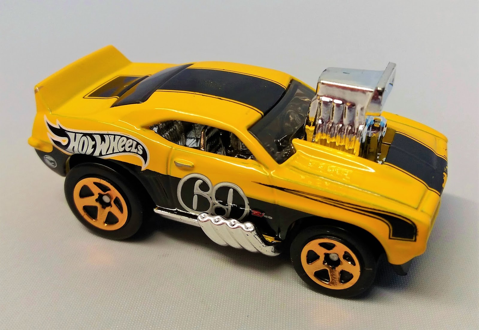 hot wheels langka treasure hunt 69 Camaro Z28 Ultimate Hot Wheels hot wheels langka treasure hunt 69 Camaro Z28 Ultimate Hot Wheels